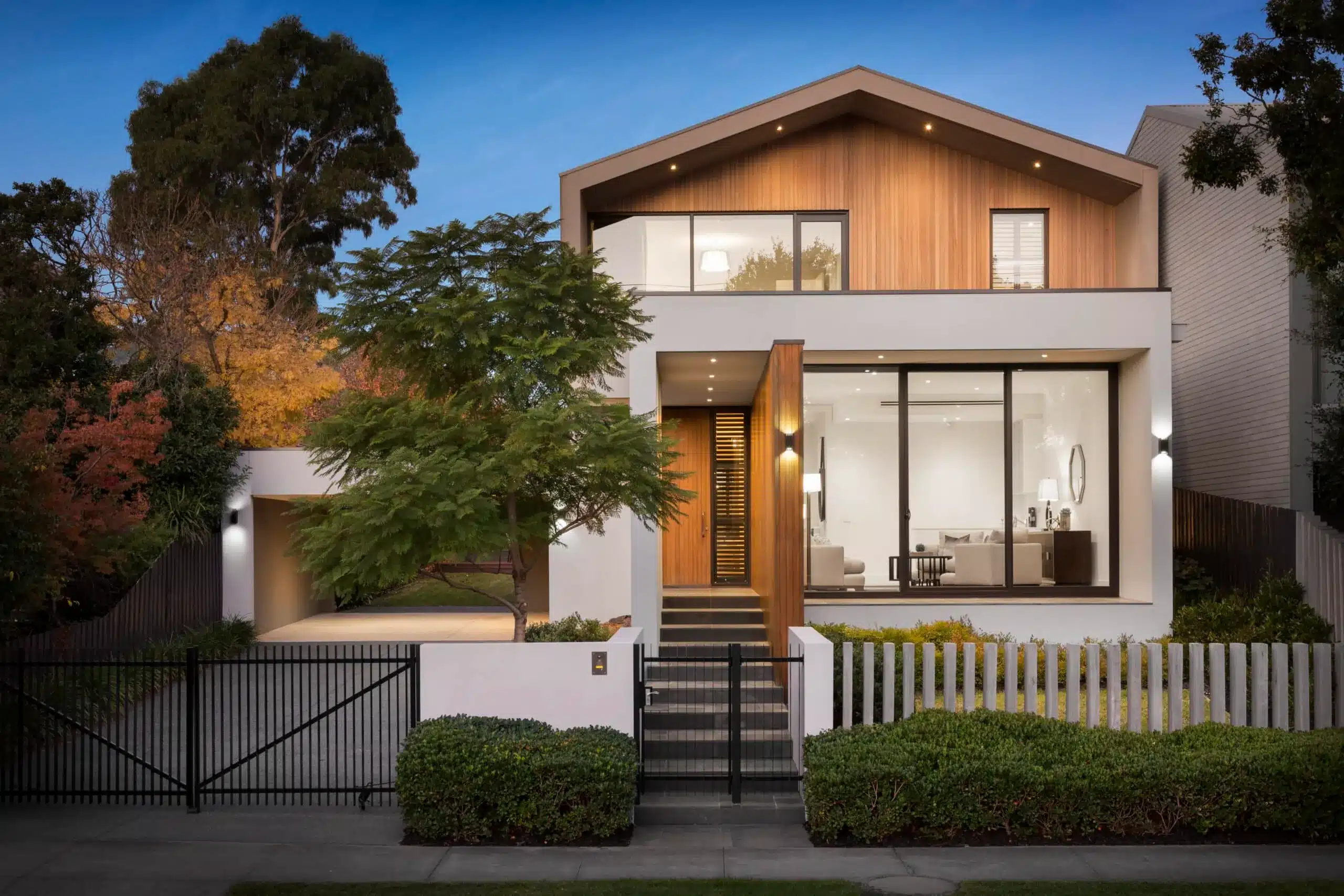 Ducted vs Split System AC: Which Is Better for Brisbane Homes?  - ClimateLink Pty Ltd